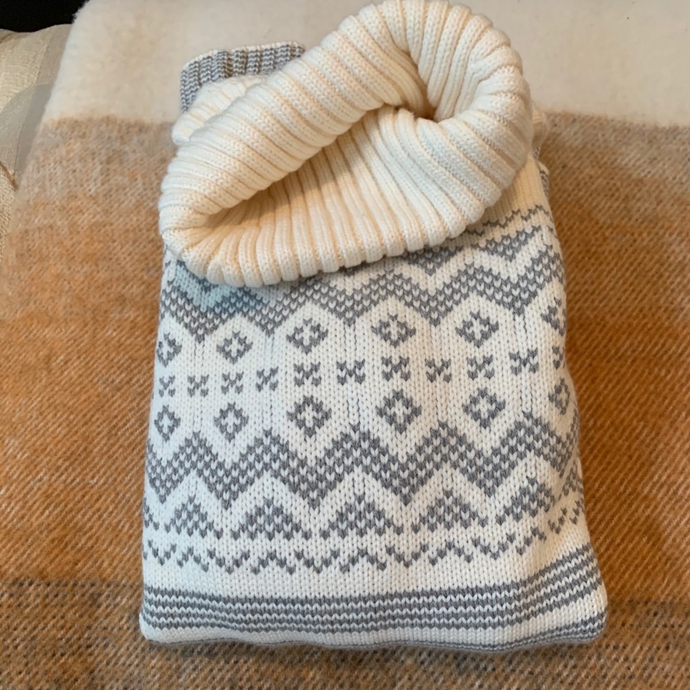 XS  Icebreaker merino wool turtleneck sweater
